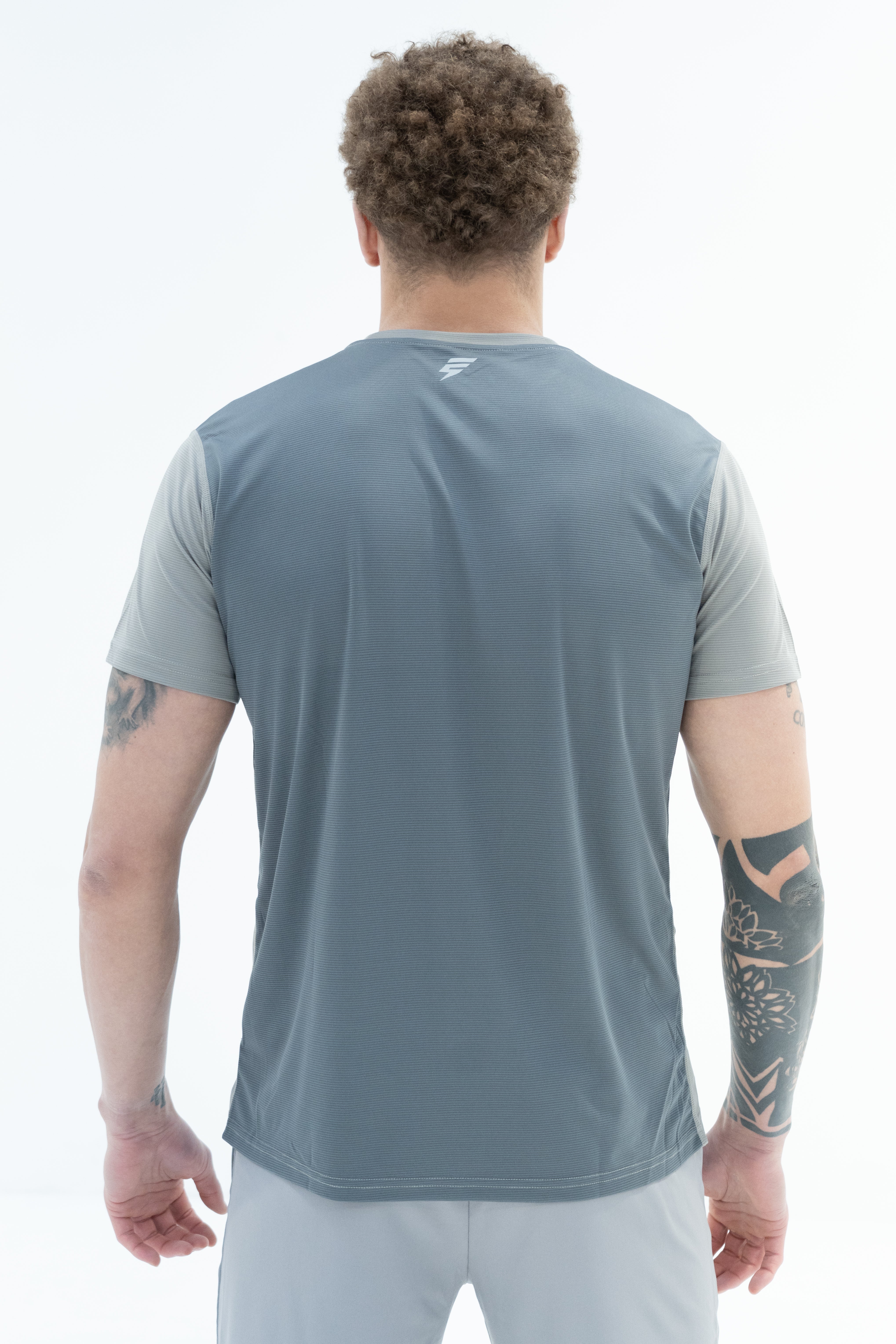 CORE TEE - LIGHT GREY/GREY