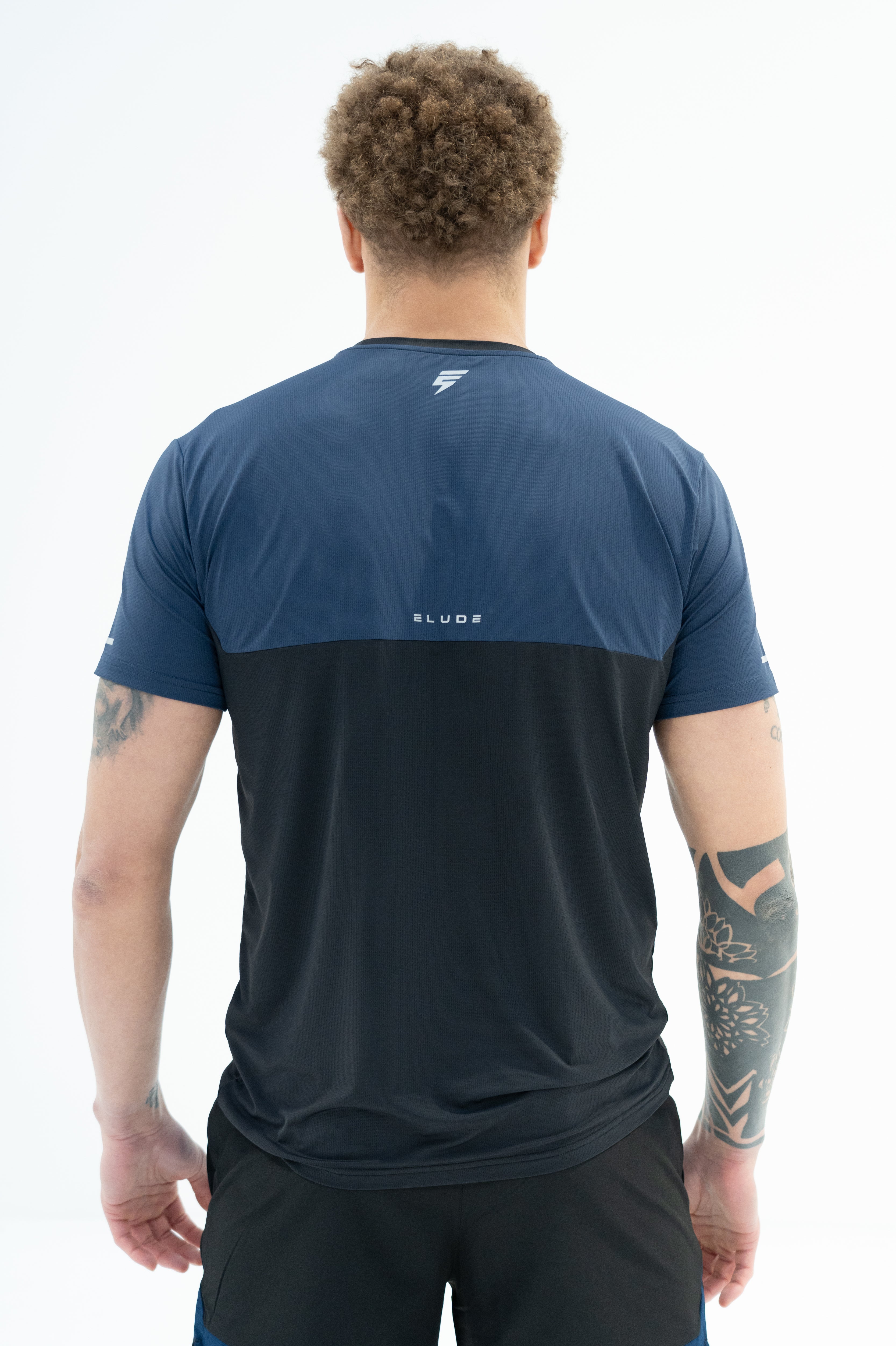 SPLIT TEE - BLACK/NAVY