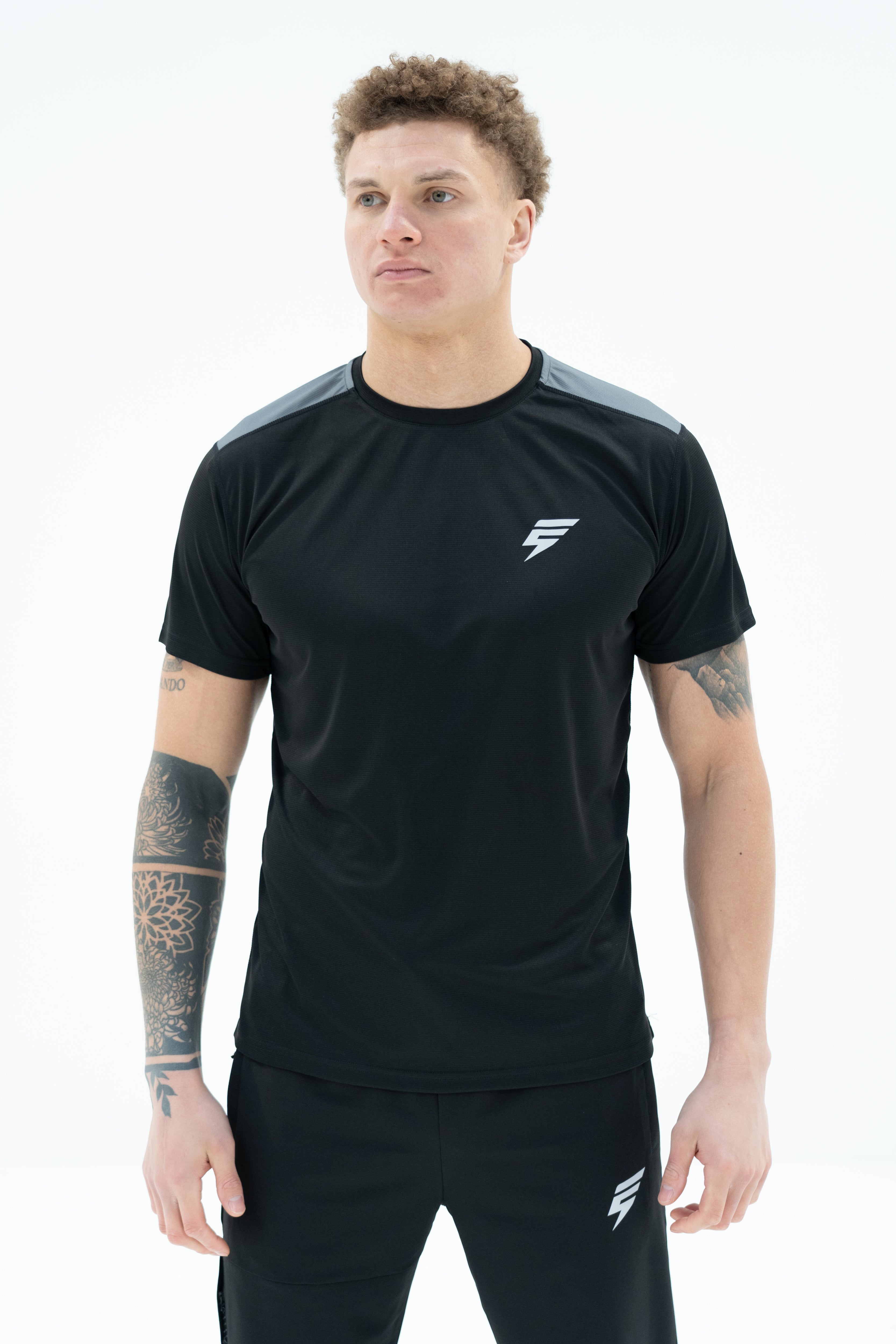 CORE TEE - BLACK/GREY